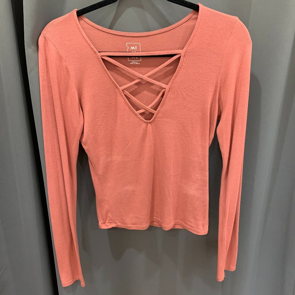 Coral Long-sleeved Top